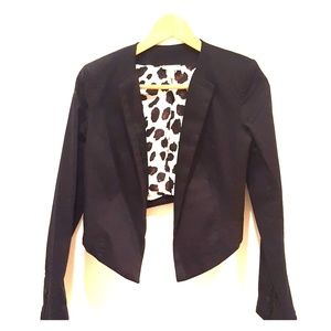 Cropped blazer
